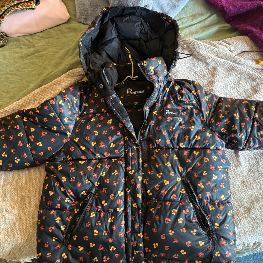 Beautiful floral puffer jacket, Penfield, like new and barely ever worn